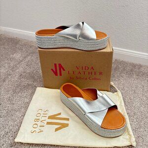 Silvia Cobos Metallic Silver Flats